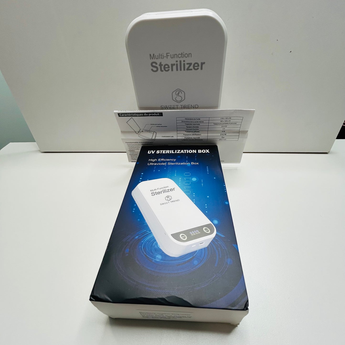 Boite de stérilisation à la lumière UV.