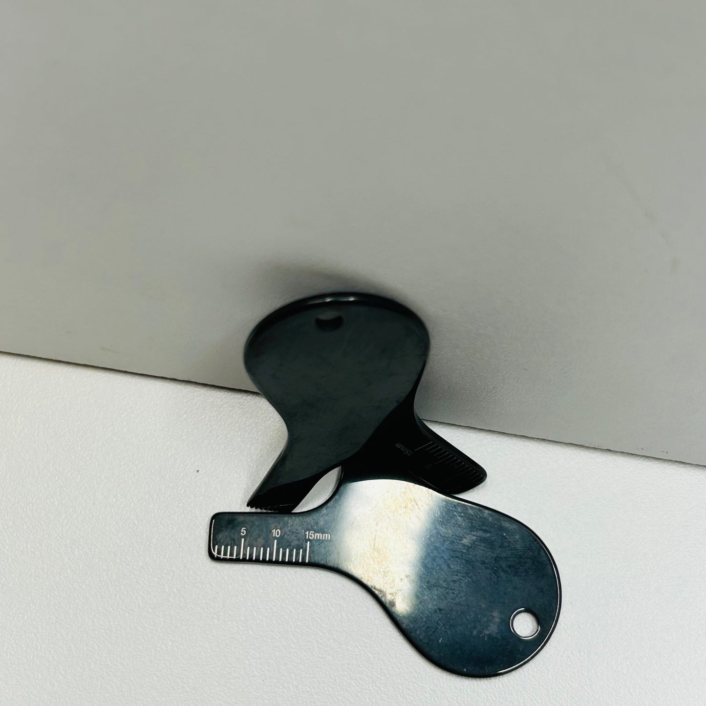 Outils de levage pour rehaussement de cils.